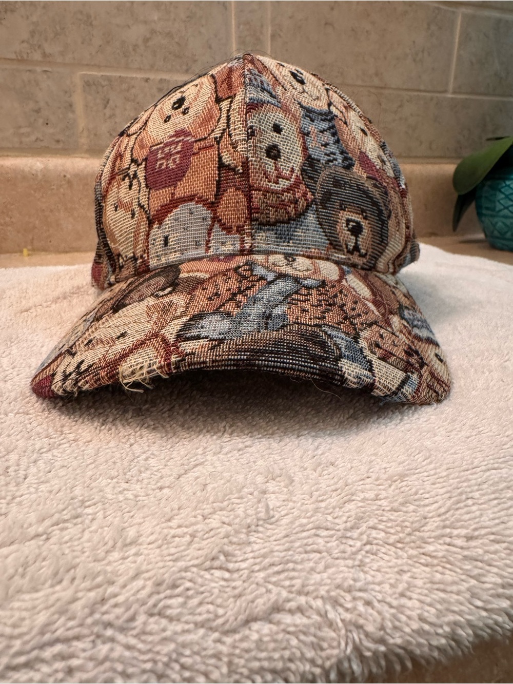 Tapestry Bear Pattern Baseball Cap - Multi Color